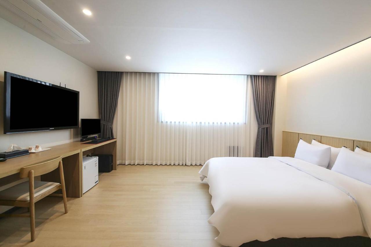 Benikea Hotel Cheonan Exterior foto