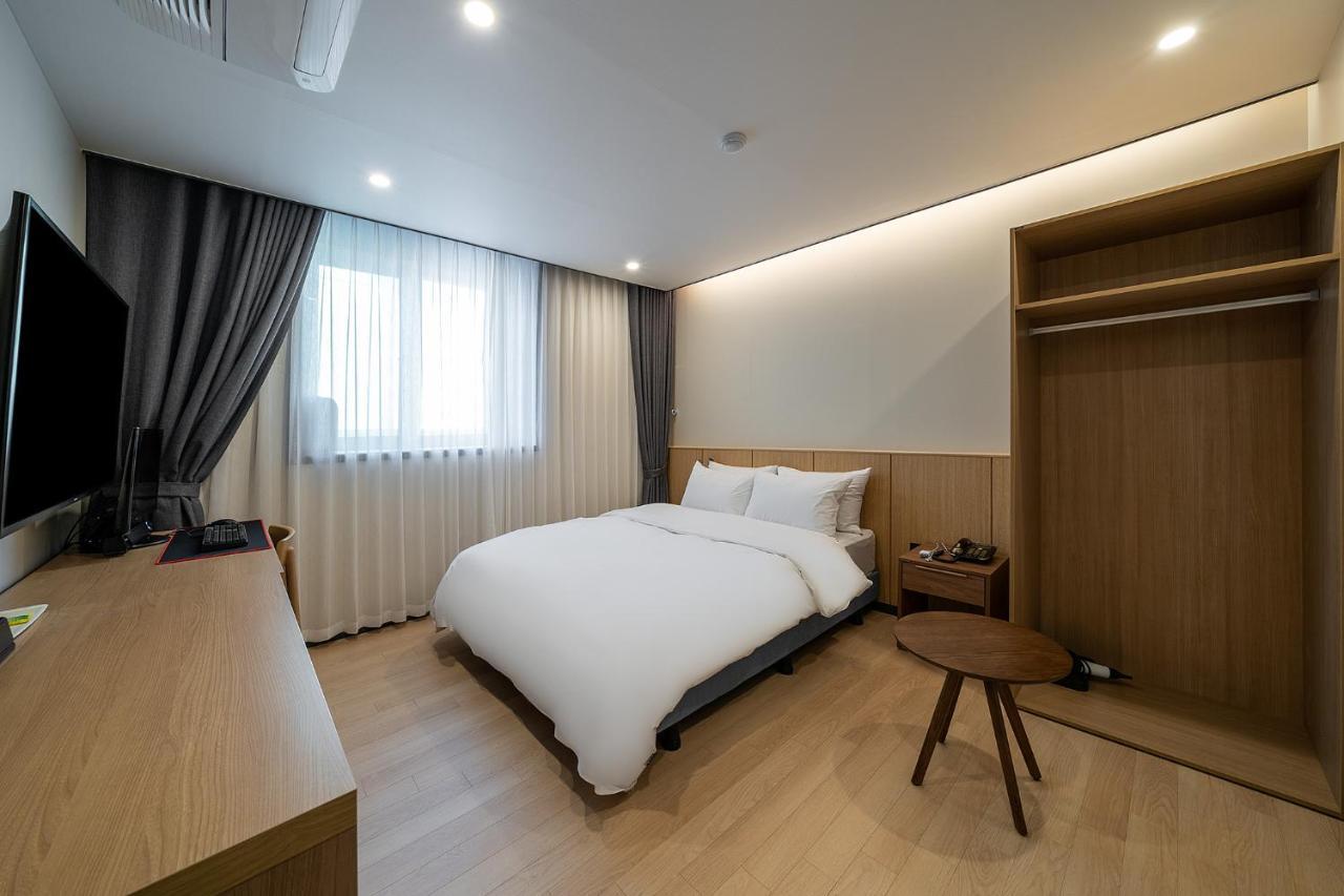 Benikea Hotel Cheonan Exterior foto